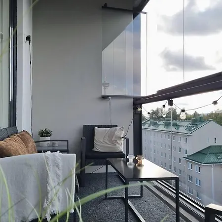 Tasokas Ja Viihtyisae Huoneisto! *