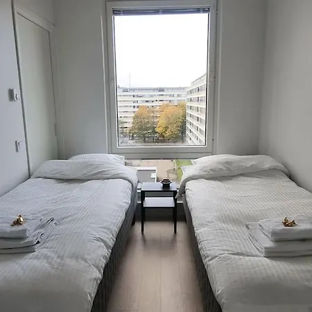 Tasokas Ja Viihtyisae Huoneisto! Lägenhet