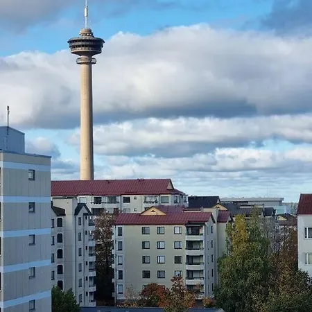 Tasokas Ja Viihtyisae Huoneisto! 公寓 坦佩雷